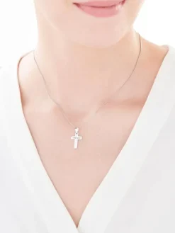 Zawieszka srebrna - krzyż