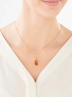 Zawieszka srebrna z bursztynem