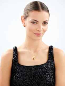 Zawieszka srebrna z bursztynem