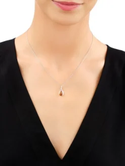 Zawieszka srebrna z bursztynem