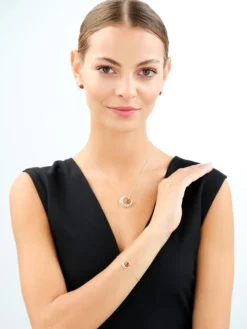 Zawieszka srebrna z bursztynem