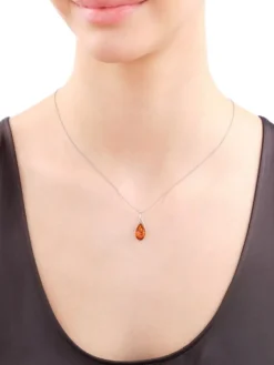 Zawieszka srebrna z bursztynem