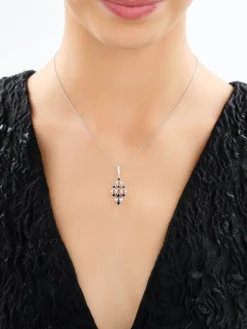 Zawieszka srebrna z cyrkoniami