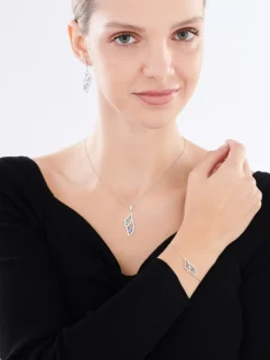 Zawieszka srebrna z cyrkoniami - skrzydło