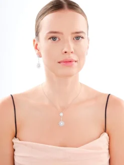 Zawieszka srebrna z cyrkoniami