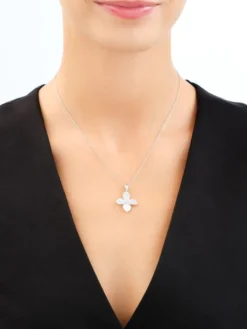 Zawieszka srebrna z cyrkoniami - kwiat, liście