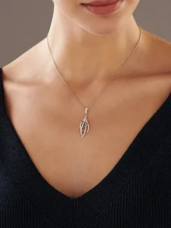 Zawieszka srebrna z cyrkoniami