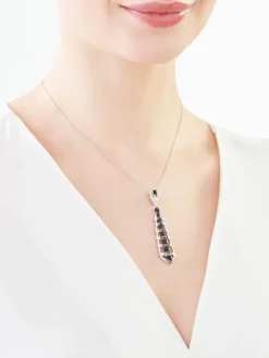 Zawieszka srebrna z cyrkoniami