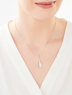 Zawieszka srebrna z cyrkoniami