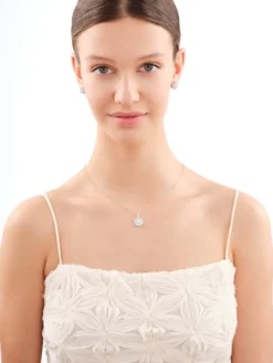 Zawieszka srebrna z cyrkoniami - kwiat