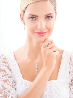 Zawieszka srebrna z cyrkoniami