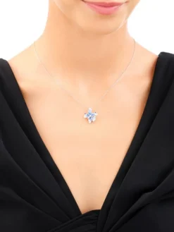 Zawieszka srebrna z cyrkoniami - kwiat