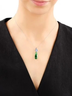 Zawieszka srebrna z cyrkoniami, szlifowanym szkłem i emalią - motyl