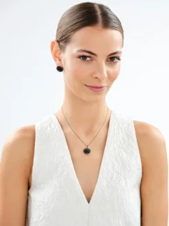 Zawieszka srebrna z cyrkoniami