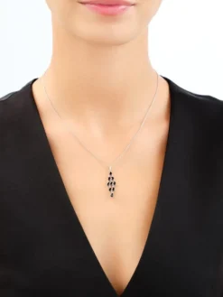 Zawieszka srebrna z cyrkoniami