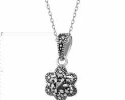 Zawieszka srebrna z markasytami - kwiat