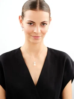 Zawieszka srebrna z perłą i cyrkoniami