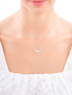 Zawieszka srebrna z perłami i cyrkoniami - koło