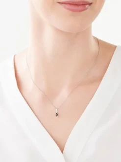 Zawieszka z białego złota z diamentami i szafirem - próba 375