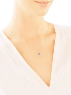 Zawieszka z białego złota z diamentami i topazem London Blue - serce - próba 375