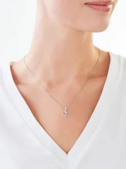 Zawieszka z białego złota z diamentem - aniołek, serce - 0,003 ct - próba 375
