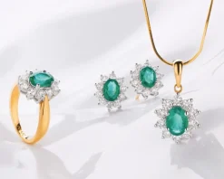 Zawieszka z żółtego i białego złota z brylantami i szmaragdem - próba 585