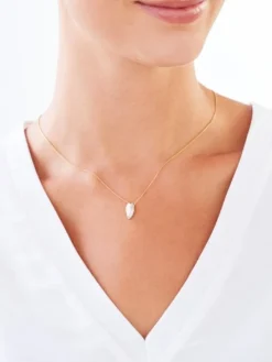 Zawieszka z żółtego złota z brylantem - 0,01 ct - próba 585