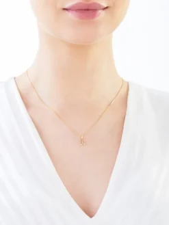 Zawieszka z żółtego złota z diamentem - litera P - 0,003 ct - próba 585