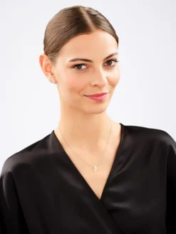 Zawieszka z żółtego złota z diamentem - 0,004 ct - próba 375