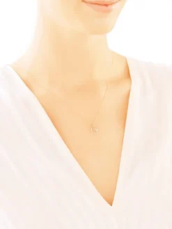 Zawieszka z żółtego złota z diamentem - litera M - 0,003 ct - próba 585