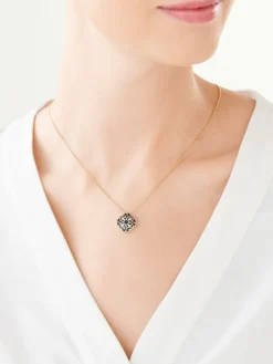 Zawieszka z żółtego złota z diamentami i onyksem - próba 375