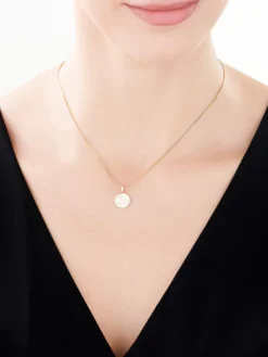 Zawieszka z żółtego złota z diamentem i masą perłową - litera A - próba 375