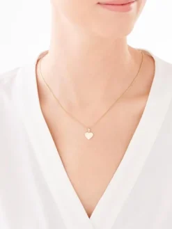 Zawieszka z żółtego złota z diamentem - serce - 0,006 ct - próba 375