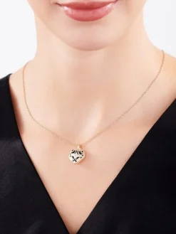 Zawieszka z żółtego złota z diamentem - puzderko - serce - 0,01 ct - próba 375