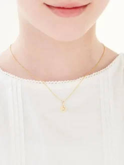 Złota zawieszka - aniołek