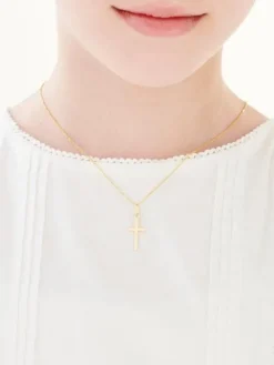 Złota zawieszka - krzyż