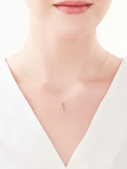 Złota zawieszka - krzyż