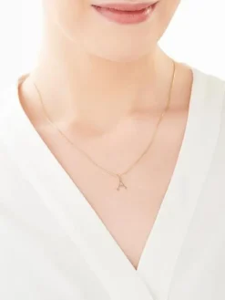 Złota zawieszka - litera A