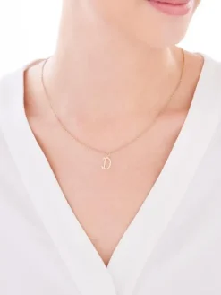 Złota zawieszka - litera D