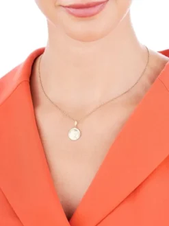 Złota zawieszka - medalik Matka Boska