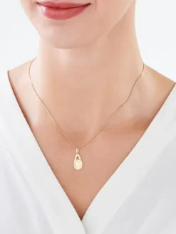 Złota zawieszka - medalik Matka Boska