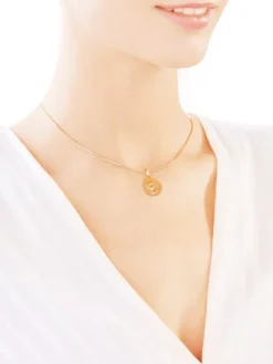 Złota zawieszka - medalik Matka Boska