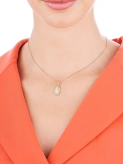 Złota zawieszka - medalik Matka Boska