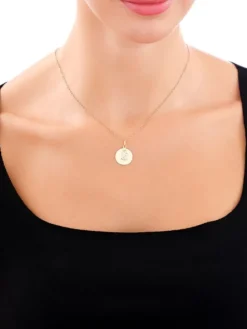 Złota zawieszka - medalik Matka Boska Częstochowska