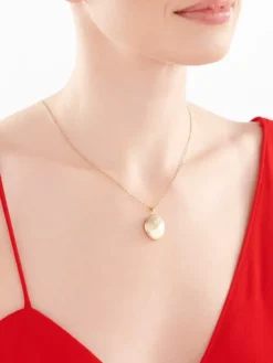 Złota zawieszka - puzderko