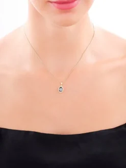 Złota zawieszka z cyrkonią