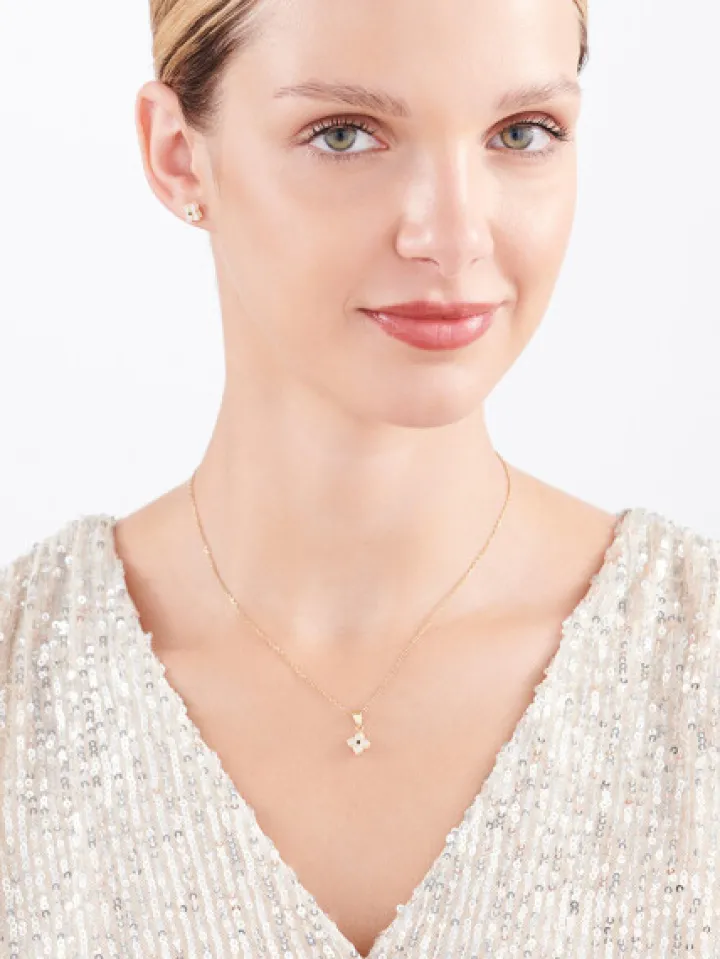 Złota zawieszka z cyrkonią i onyksem syntetycznym