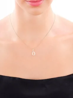 Złota zawieszka z cyrkoniami