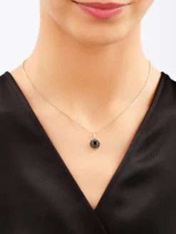 Złota zawieszka z cyrkoniami - kwiat