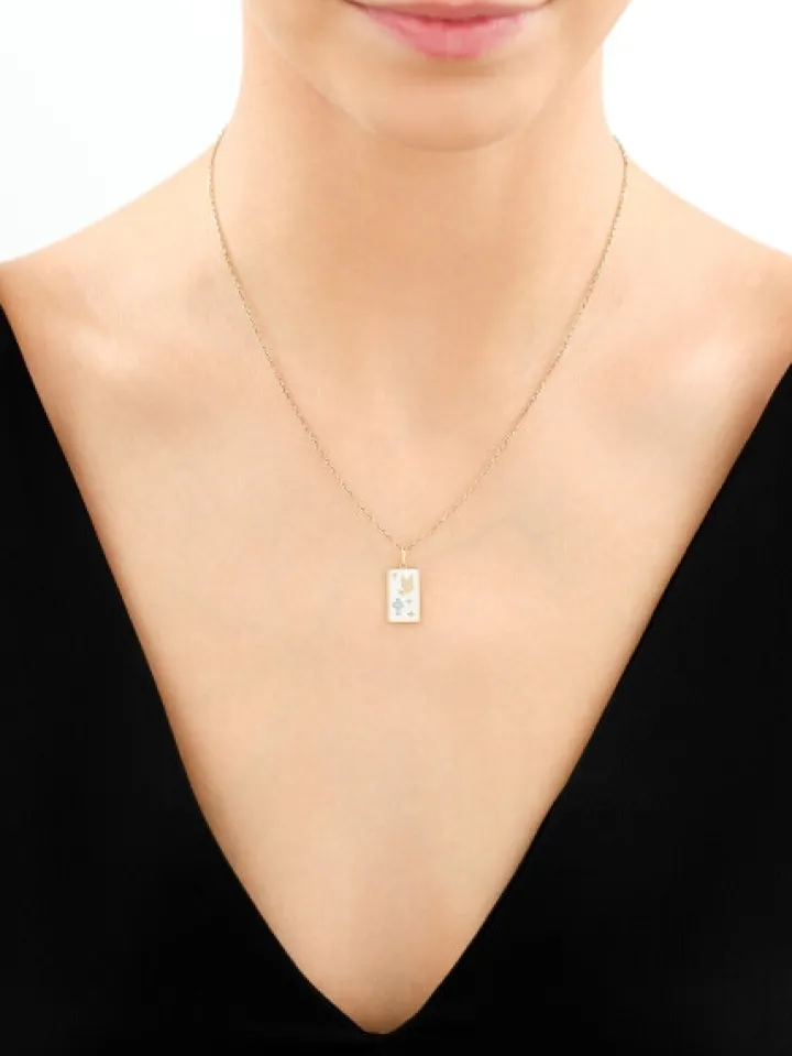 Złota zawieszka z emalią - medalik Ducha Świętego